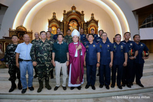 On the 40th day, comrades pray for SAF44