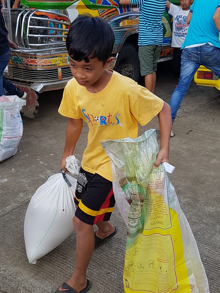 Duyog Marawi (Eric Hernandez)
