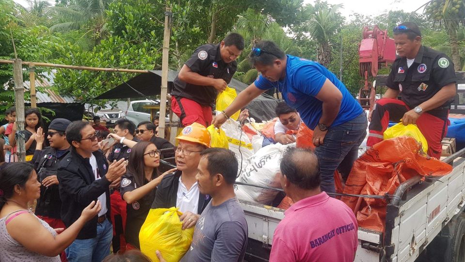 DPWH DCDEO relief ops Photo by Rudy Ampiloquio Jr