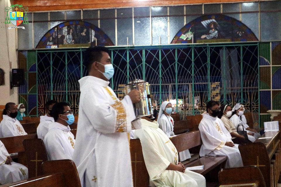 Chrism Mass ug ang Pagbag-o sa Panaad sa Kaparian sa Diyosesis sa Mati 2020