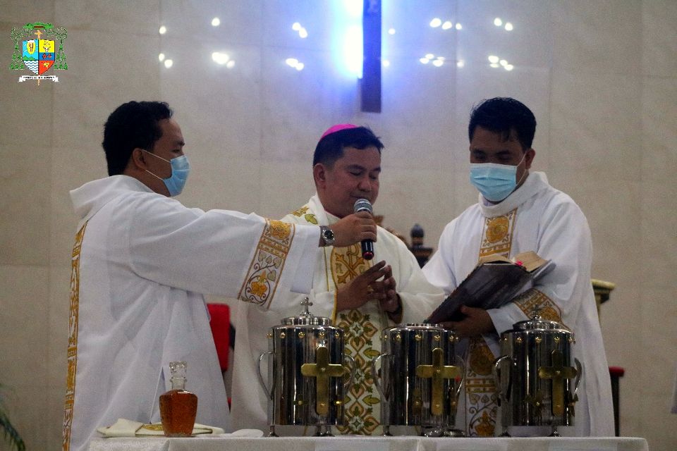 Chrism Mass ug ang Pagbag-o sa Panaad sa Kaparian sa Diyosesis sa Mati 2020