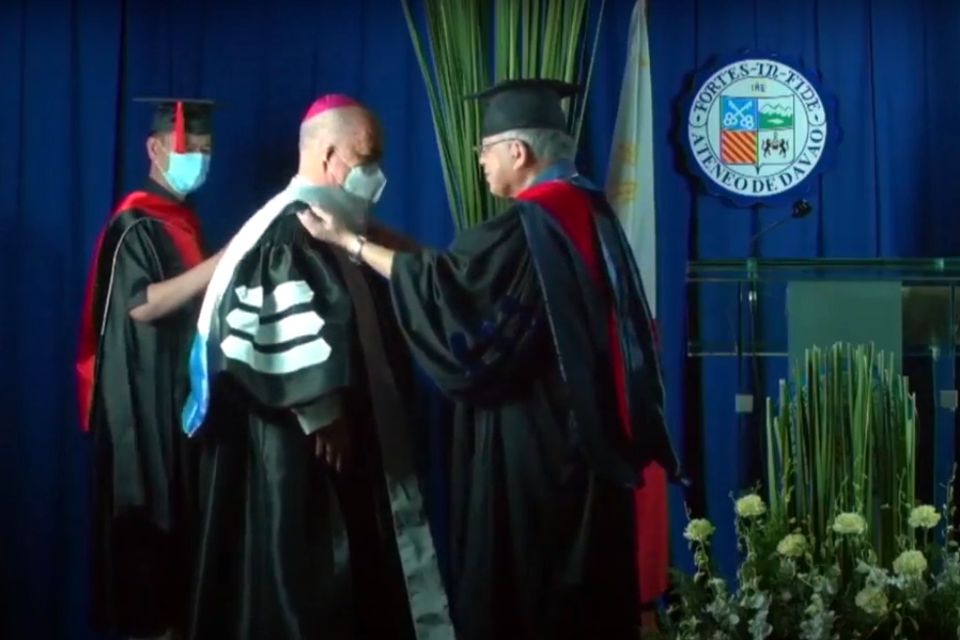 Abp Valles honoris causa ADDU Ateneo de Davao University