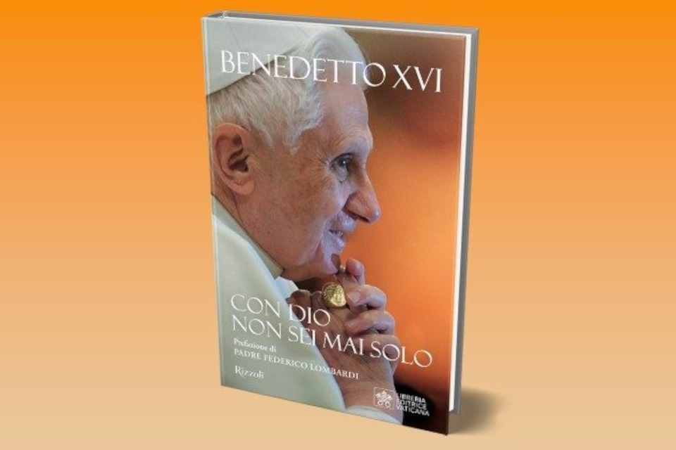 LEV-Rizzoli Benedict XVI book