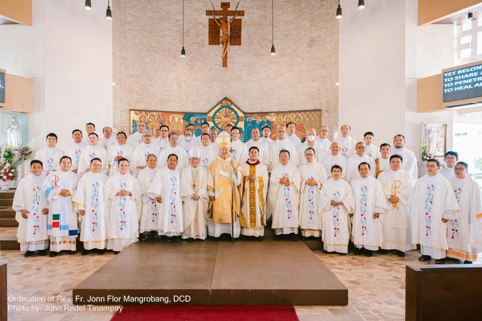 Ordination Rev Jonn Flor Mangrobang