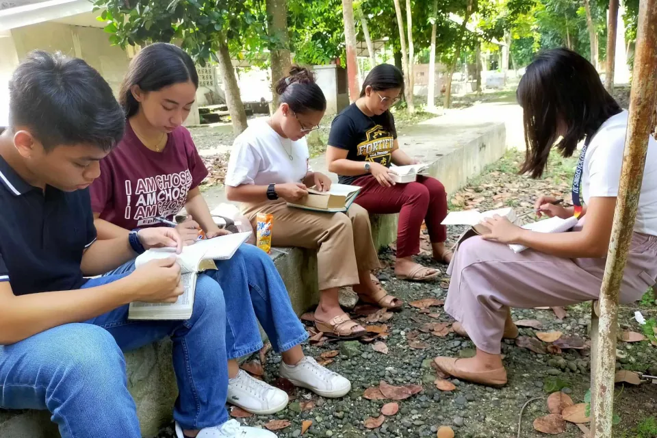 Youth Basic Bible Seminar St James Vicariate 2023