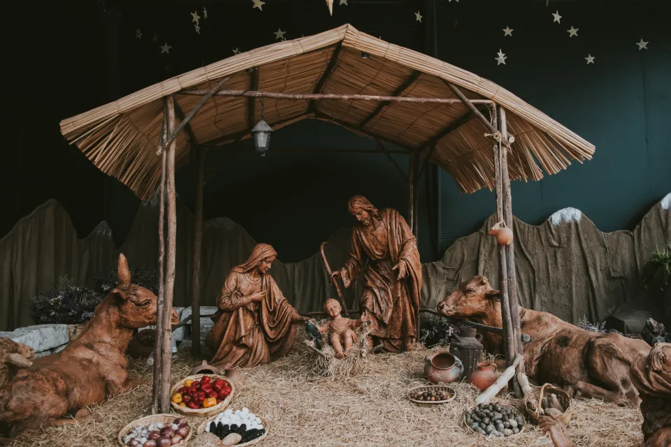 Nativity scene by Walter Chavez on unsplash
