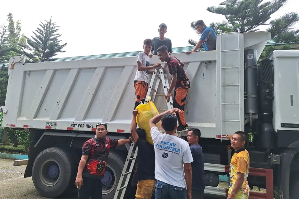Donation drive for Diocese of Mati Flood victims