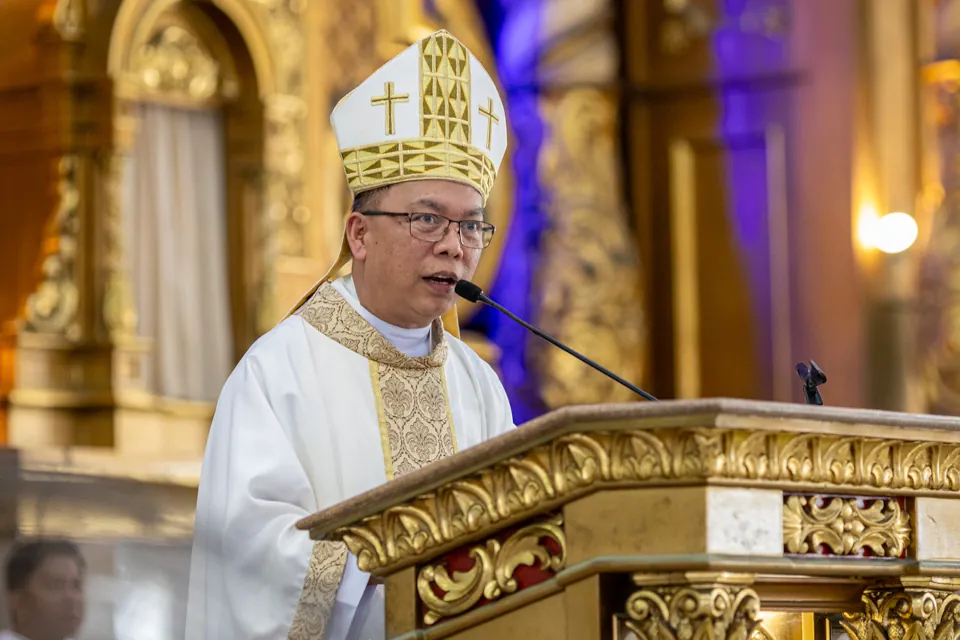 Bishop Hernan Abcede of Daet