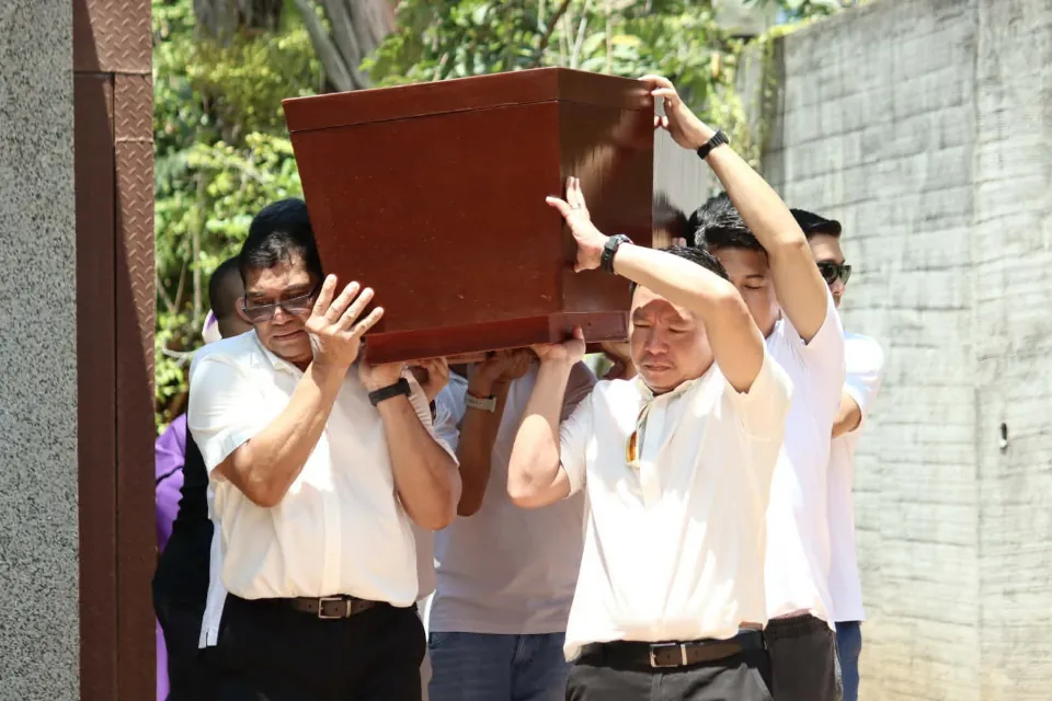 Mother Ma. Lourdes Contojos burial