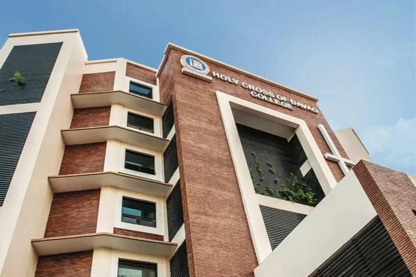HCDC Building Photo: Holy Cross of Davao College